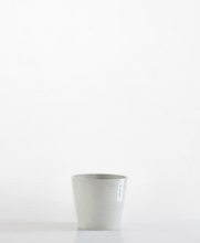 Load image into Gallery viewer, ECO POT AMSTERDAM 20cm WHITE GREY